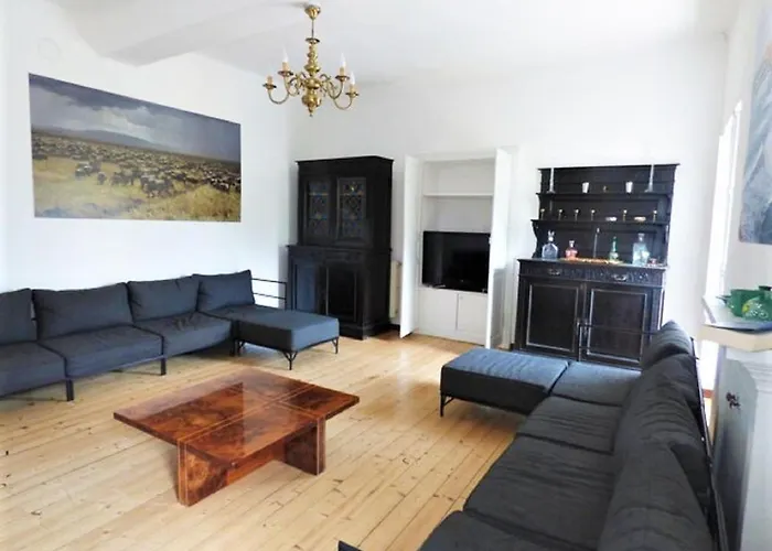 Near Maggiore Pool * Porto Valtravaglia