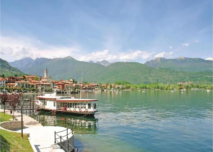 Semesterbostad Near Maggiore Pool Porto Valtravaglia