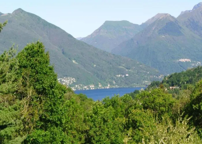 Near Maggiore Pool Porto Valtravaglia