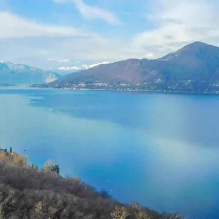 펜션 Near Maggiore Pool