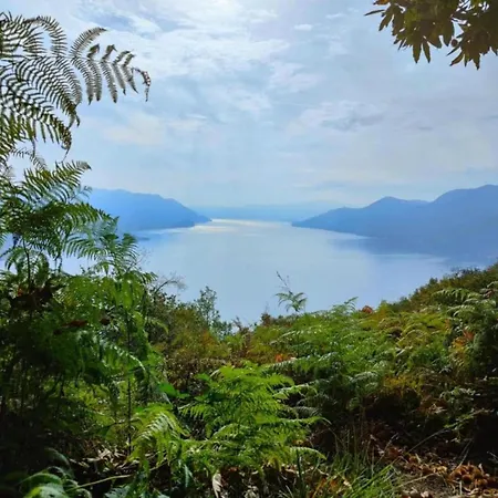 펜션 Near Maggiore Pool *