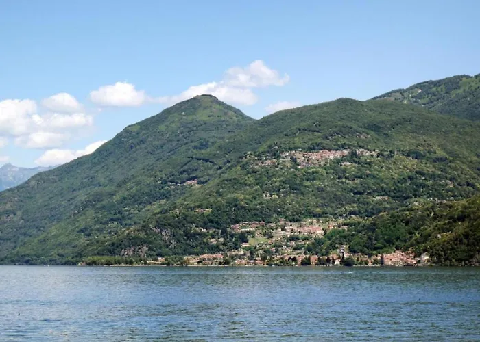 Near Maggiore Pool 펜션